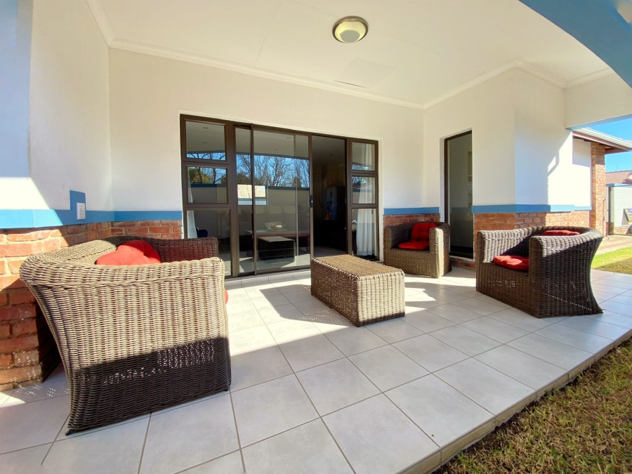 3 Bedroom Property for Sale in Van Der Hoff Park North West